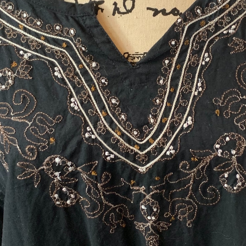 Studio Works 3/4 Sleeve V-neck Embroidered Top - Picture 2 of 6
